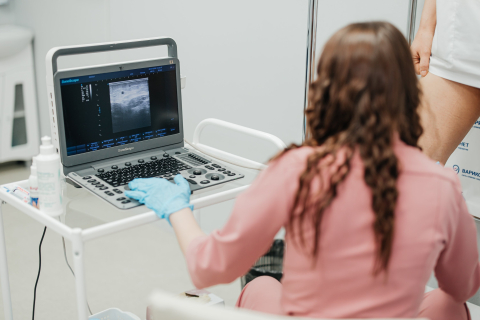 Специальное предложение в честь 8 марта! Приём хирурга-флеболога под контролем УЗИ - 1500 руб.